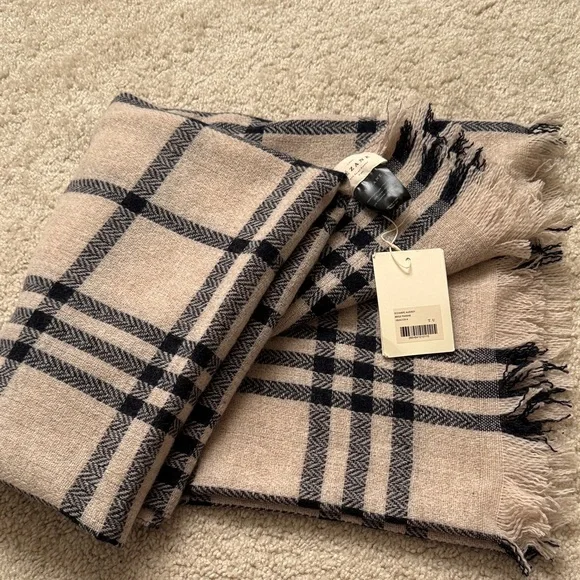 Sezane Echarpe Audrey Plaid Fringe Scarf - Picture 2 of 6